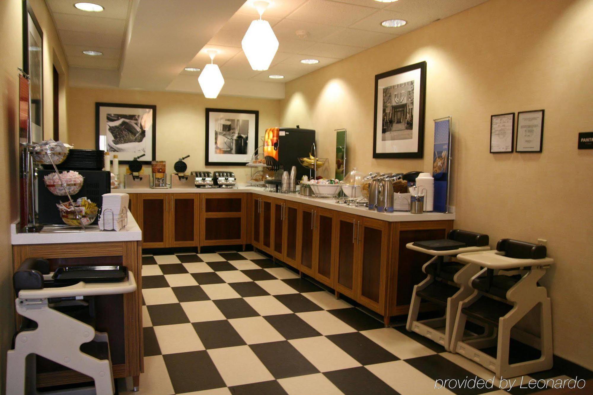 Hampton Inn Kansas City-Lee'S Summit Restaurant foto
